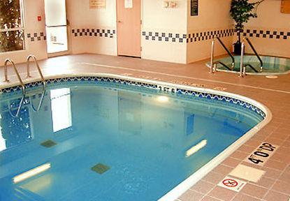 Fairfield Inn & Suites אושקוש מתקנים תמונה
